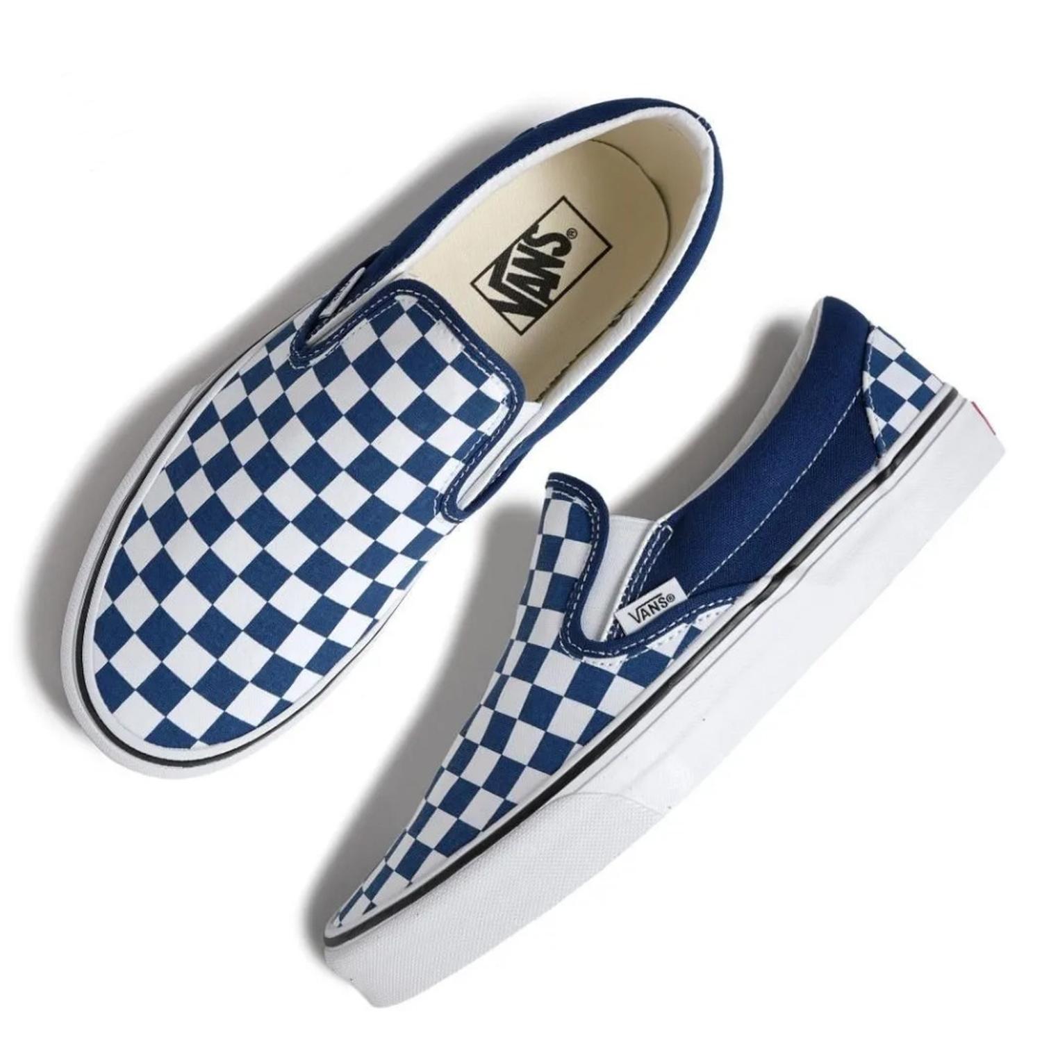 Tenis Vans Classic Slip-On para Hombre. VN000DAHFOB — imagen 4