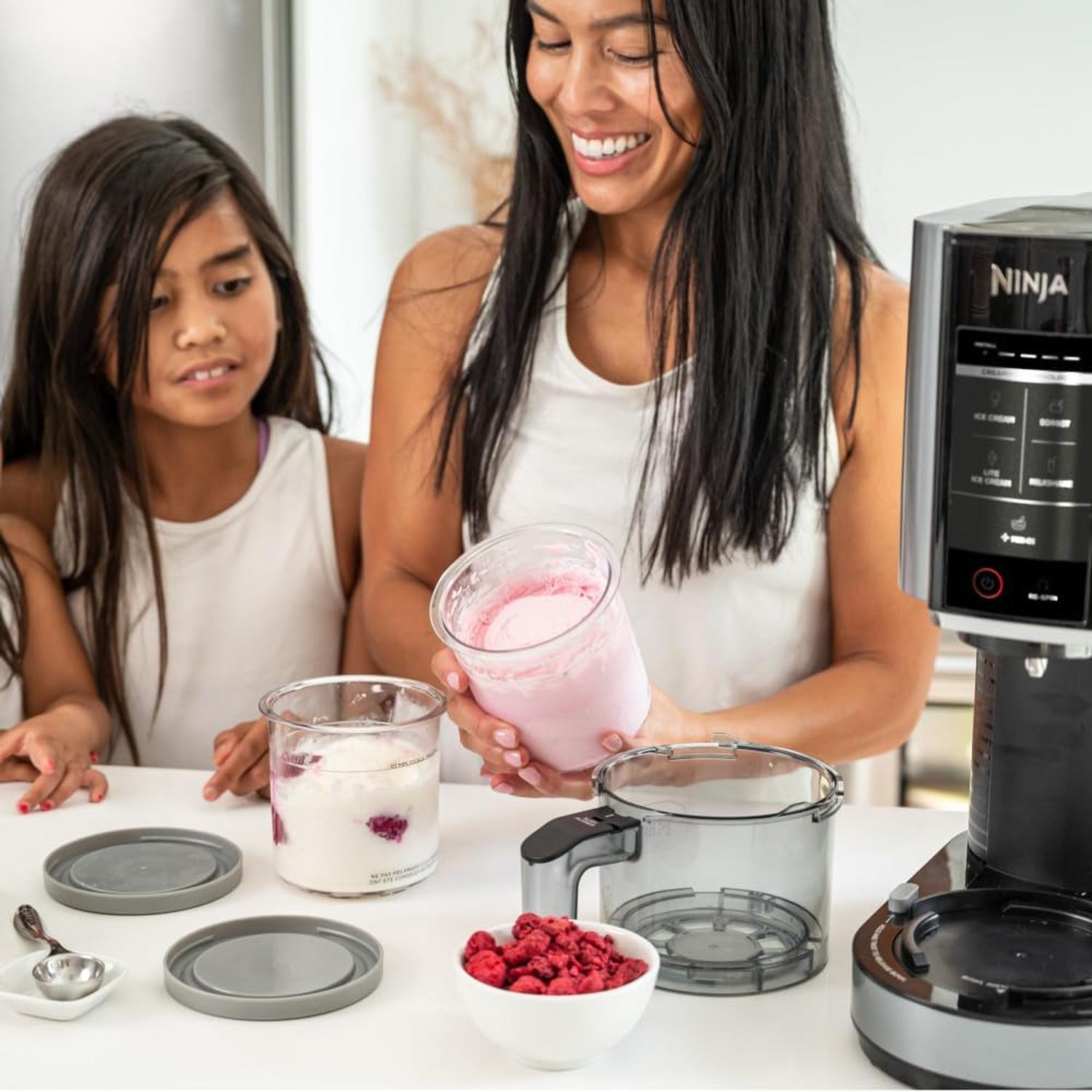 Máquina para Hacer Helado Ninja CREAMi NC300 7 Programas 454 g Negro — imagen 2