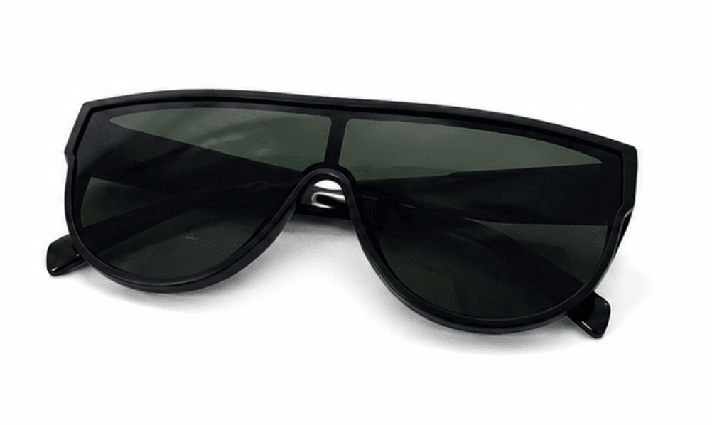 Lentes de Sol Oversize Tipo Shield Negro con Lente Verde, Unisex — imagen 6