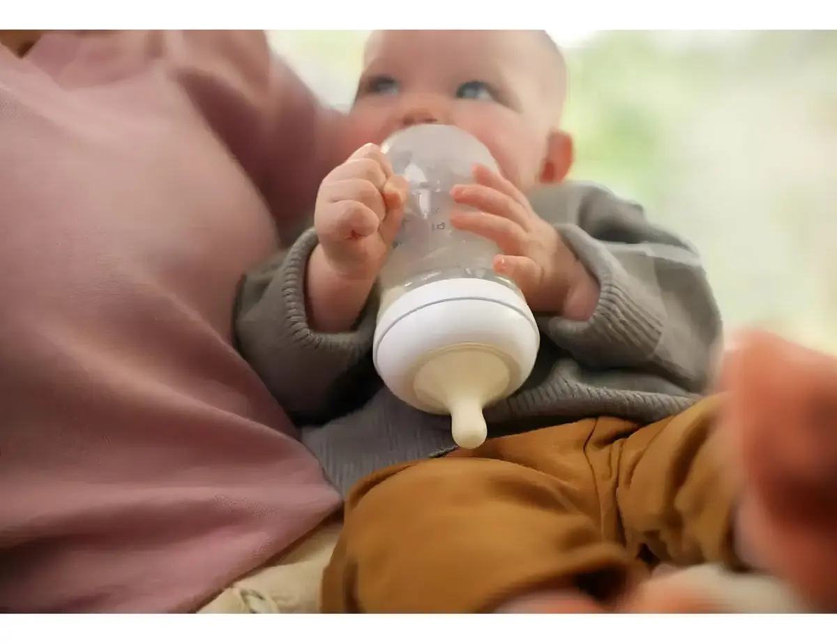 Philips Avent SCY903/66 Biberón Transparente Natural Response 260 ML — imagen 8