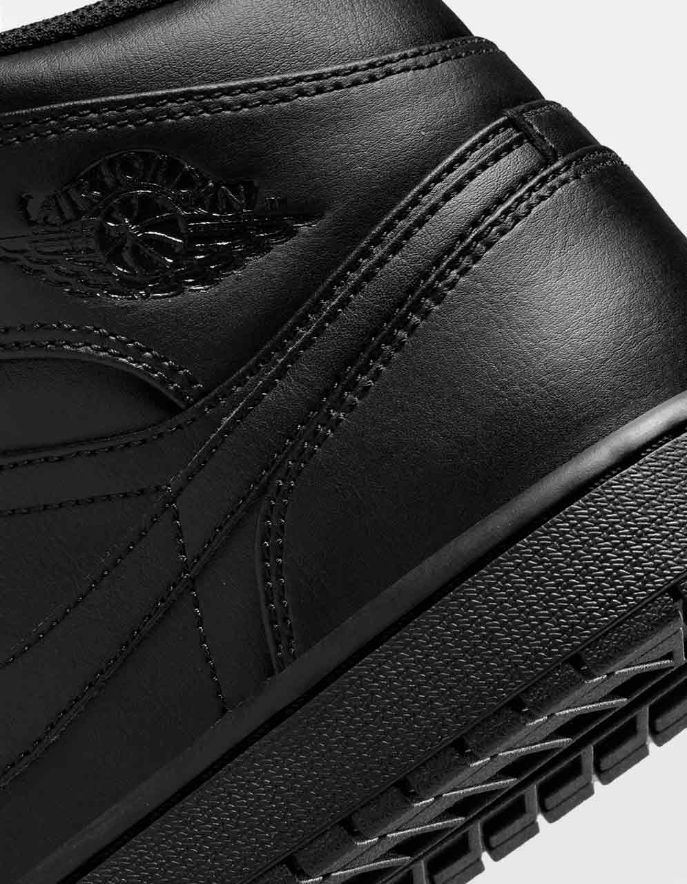 Tenis Nike Air Jordan 1 Mid Negro - Hombre — imagen 5