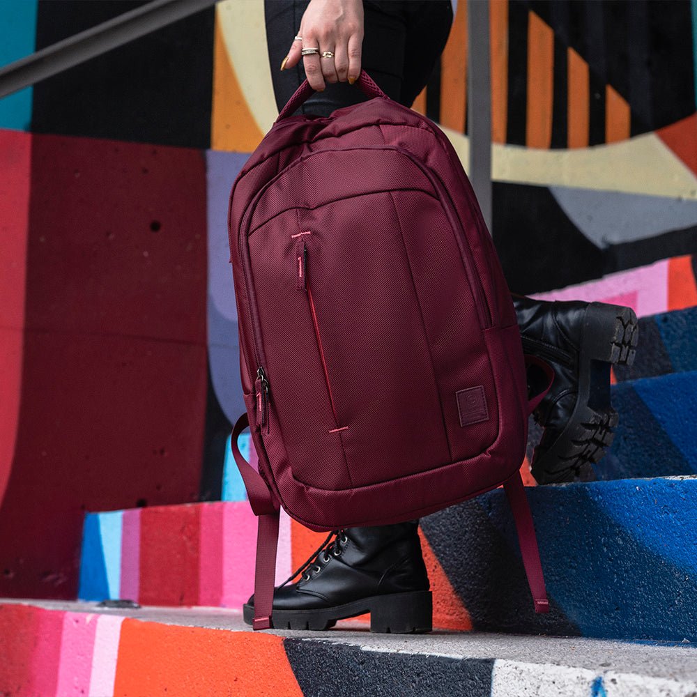 Combo: Mochila Zilker Vino 15.6” + Audífonos Lisbon Coral — imagen 10