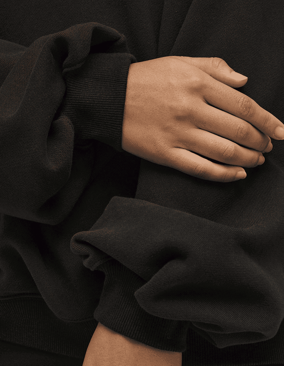 Sudadera Puma X Rosé Oversized Crew TR Negro - Mujer — imagen 3