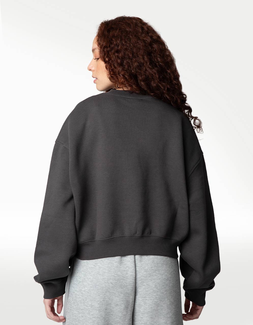 Sudadera New Balance Linear Heritage Flee Negro - Mujer — imagen 4
