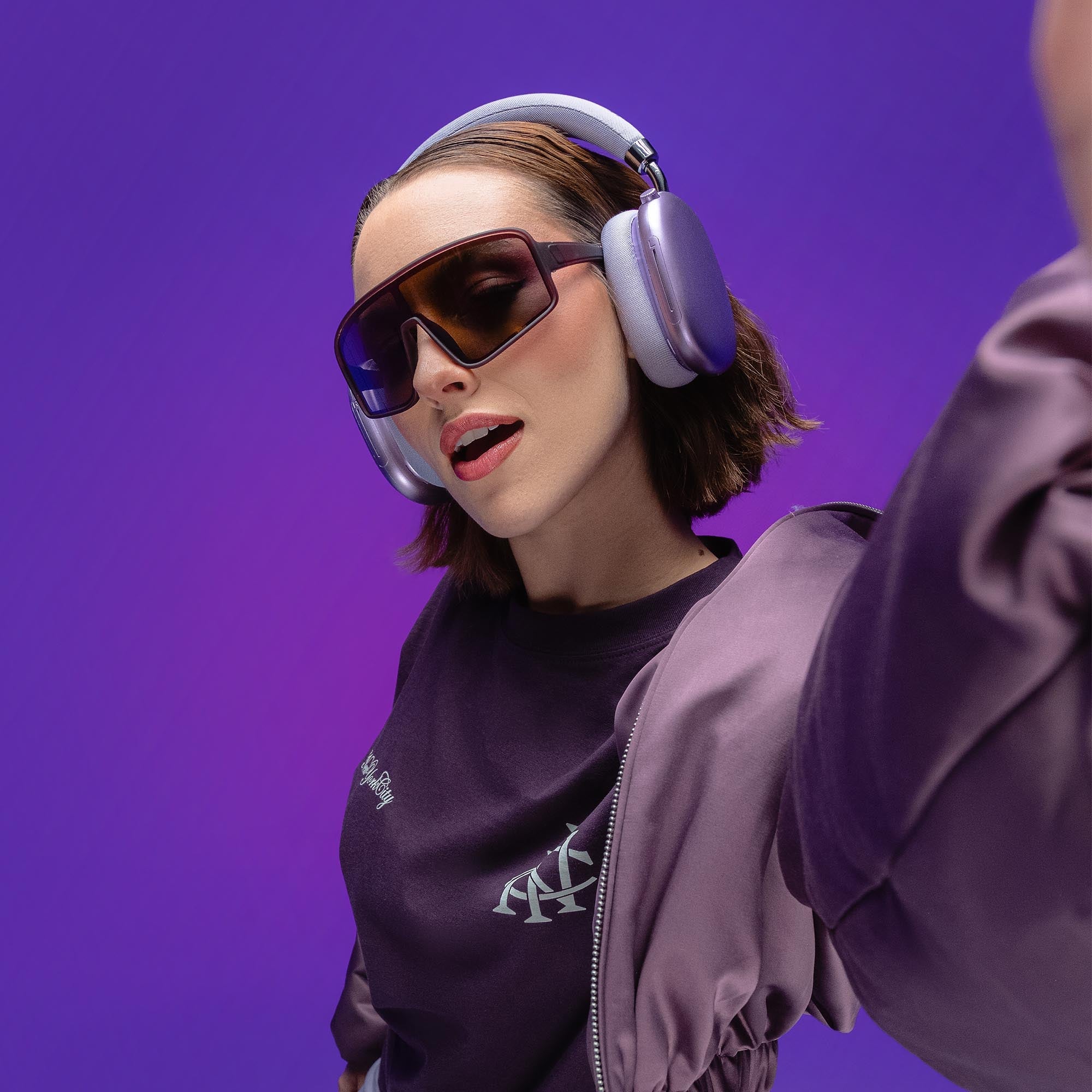 Audifonos Inalambricos On Ear STF Cherry 20 Hrs Lila — imagen 7