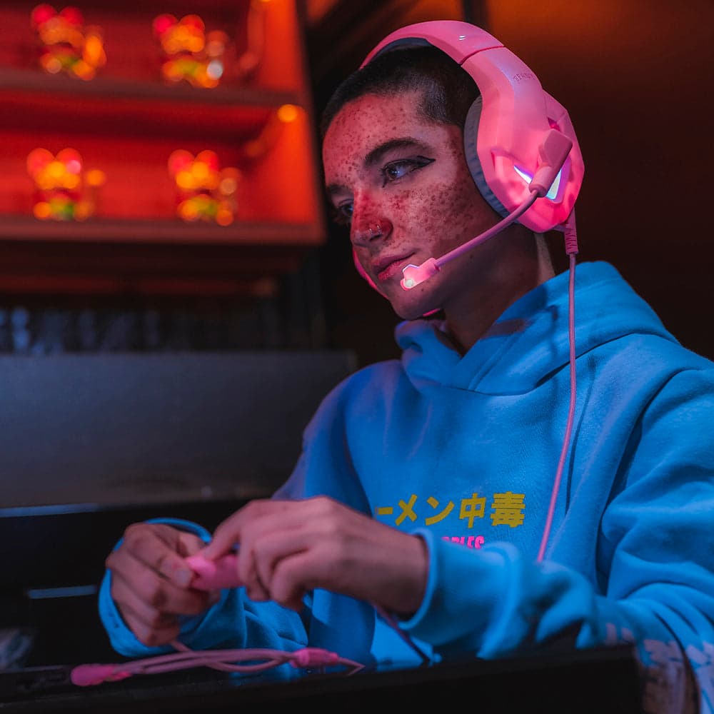 Audífonos alámbricos Gamer On-ear STF Beast Muspell Tournament: Hi-Fi, 3.5 mm, Rosa — image 9