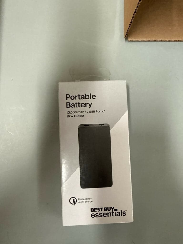 Power bank 10,000 mAh BEST BUY PORTABLE BATTERY — image 6