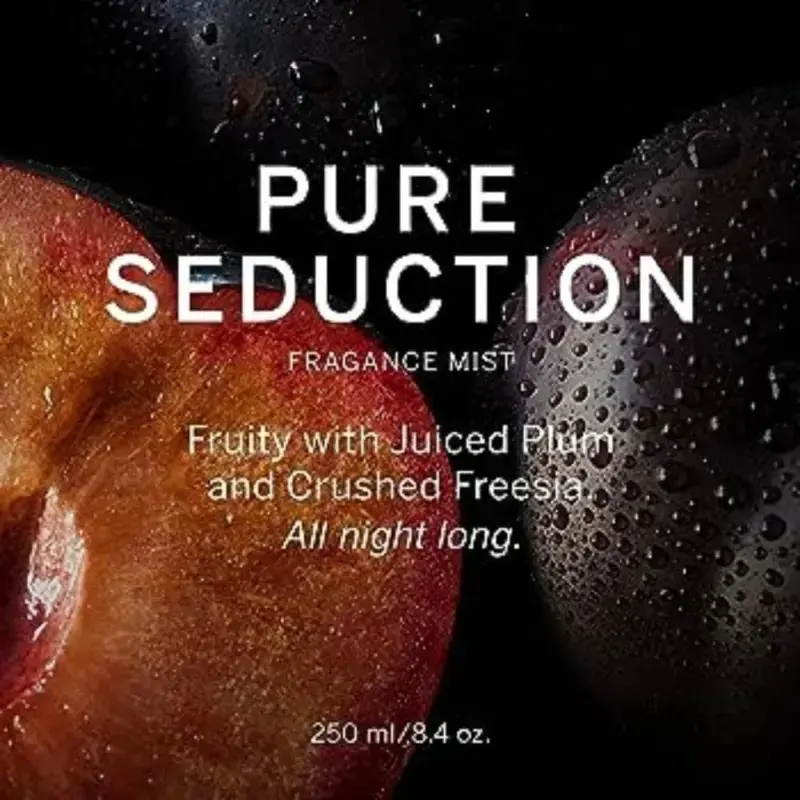 Victoria’s Secret Pure Seduction Body Mist 250 ml – Ciruela Roja y Fresia — imagen 5