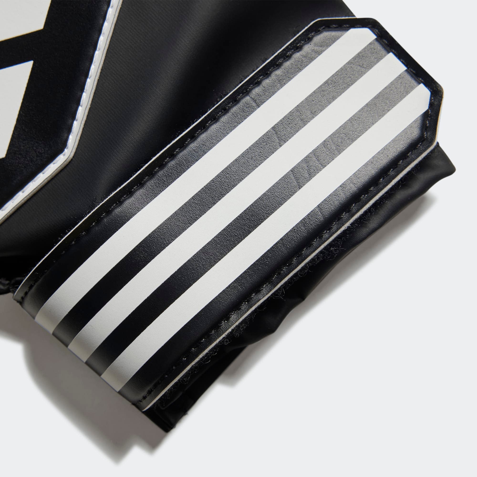 Guantes de Arquero Adidas Tiro Club - Negro — image 3