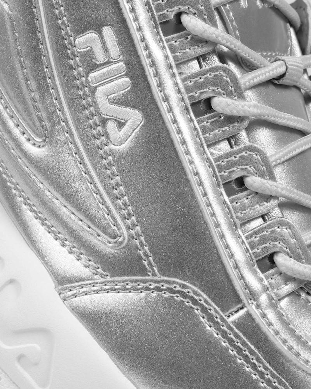Tenis Fila Disruptor II Premium Metallic para Mujer 5XM02365-071 — imagen 3