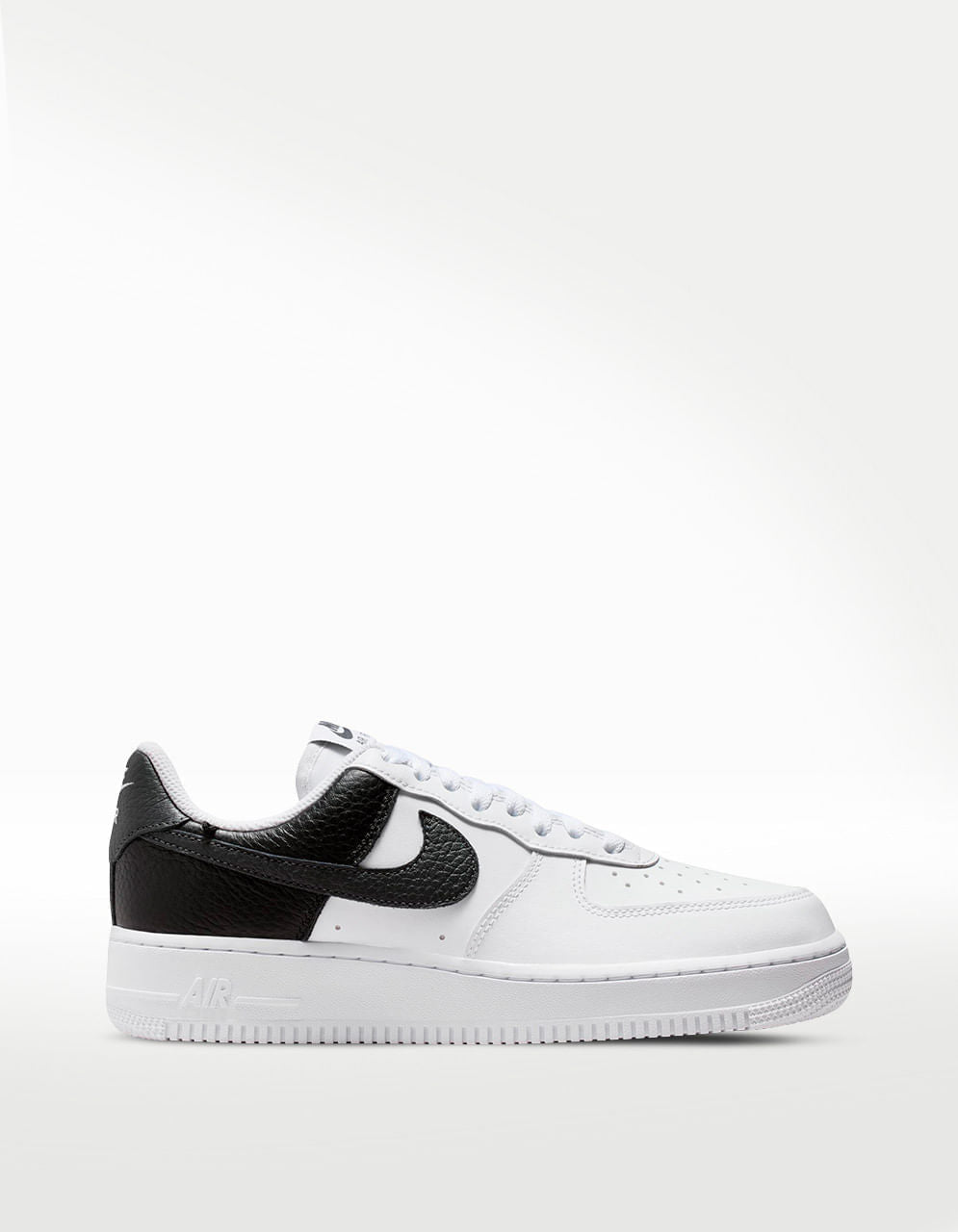 Tenis Nike Air Force 1 '07 Negro - Mujer — imagen 2
