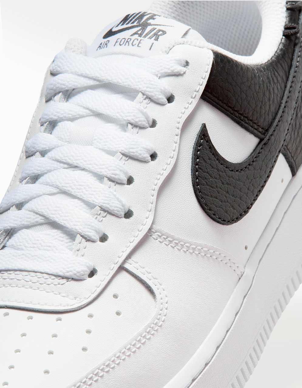 Tenis Nike Air Force 1 '07 Negro - Mujer — imagen 5